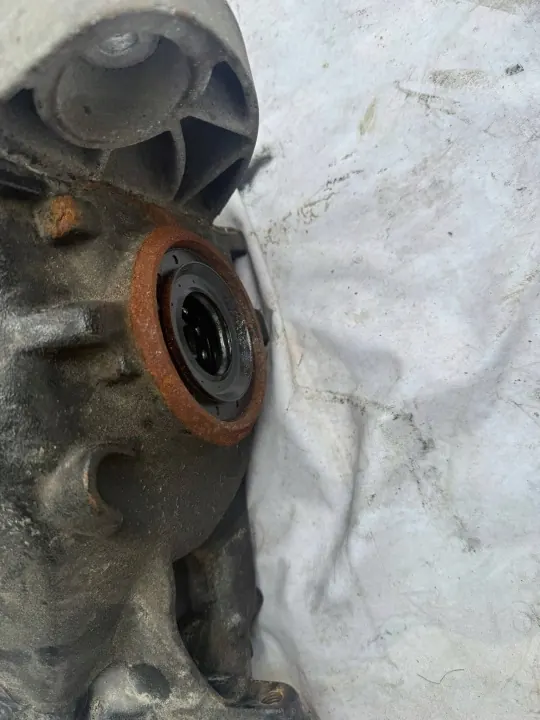 Bakre differential BMW X3 F25 7592005 image 3