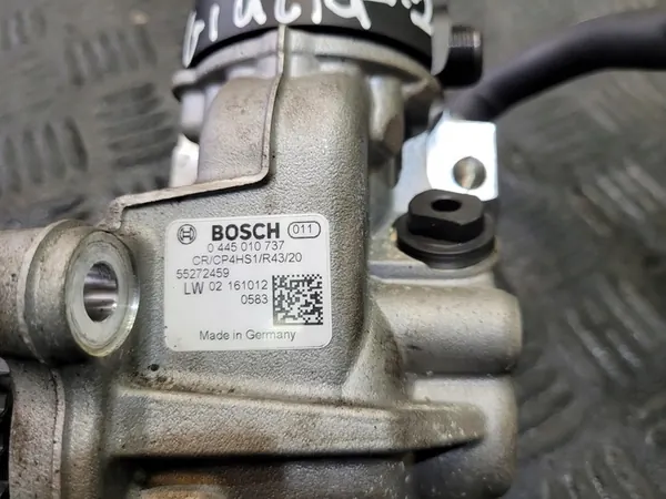 Brandstofpomp Alfa Romeo Giulia 2.2 D M-JET 55272459 image 2