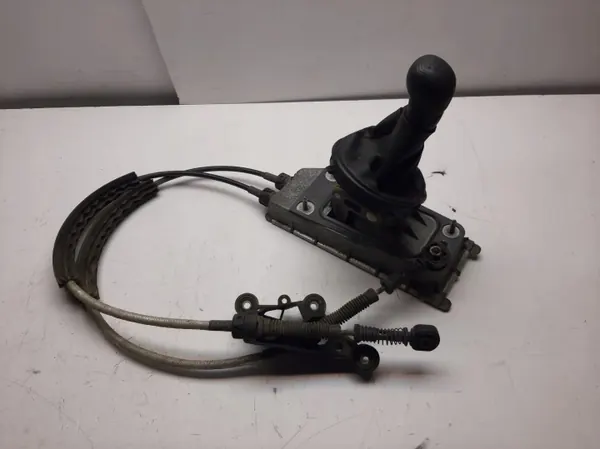 Enlace selector de marchas OEM 7106111 Skoda Fabia III image 2
