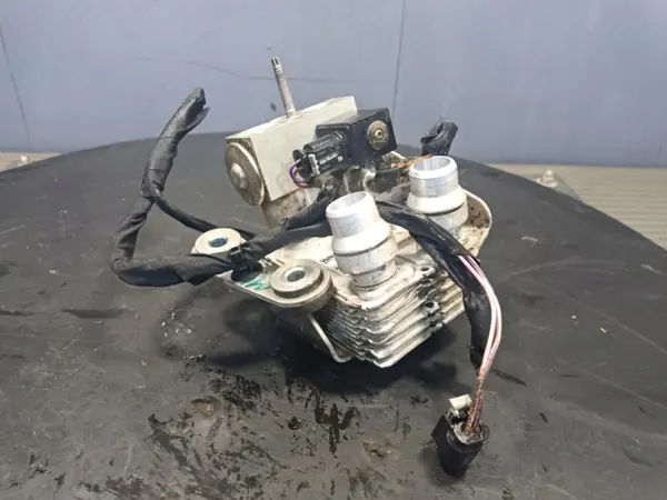 Mercedes E-Klasse W213 Verwarmingsradiator OEM A2138306801 image 2