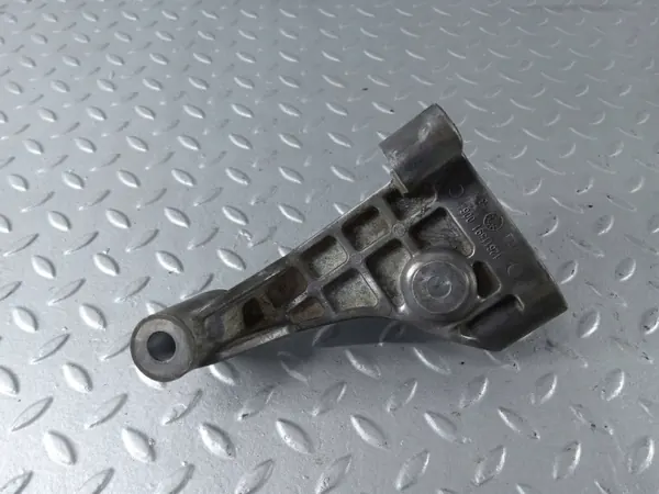 Support de pompe direction Cadillac XTS OEM 12611591 image 4