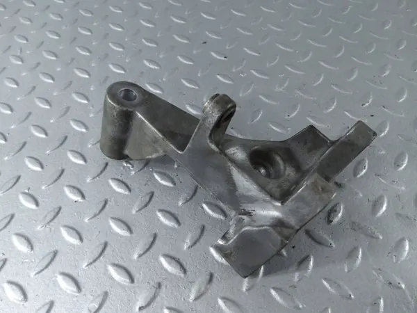 Support de pompe direction Cadillac XTS OEM 12611591 image 6