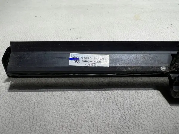 OEM 7404030 oikea takaovi kaavin tiiviste BMW image 9