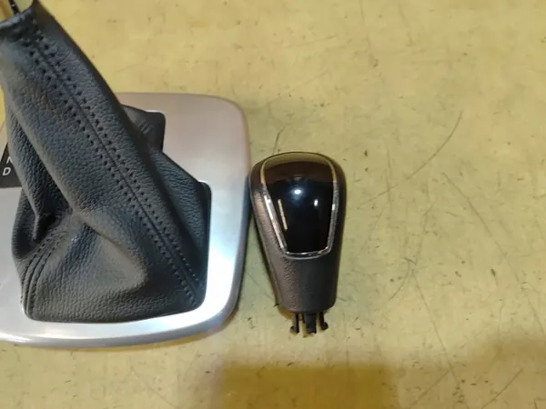 Pommeau de levier MONDEO MK4 OEM - Boîte automatique image 4