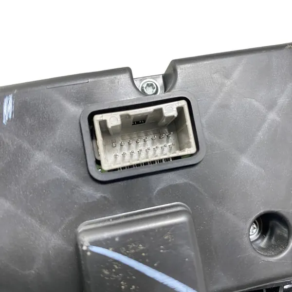 Ilmastointipaneeli Nissan Murano Z52 2022 OEM image 8