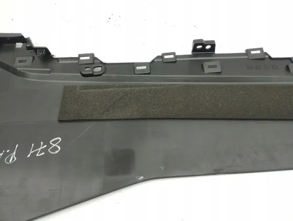 Mazda CX-30 2023 Tunnel-Seitenabdeckung OEM DFR564362 image 9