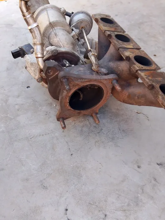 Turbo para Audi A3 8P 1.8 TSI BZB image 2