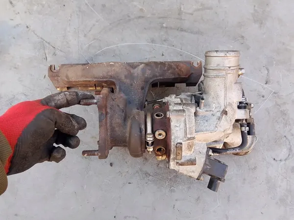 Turbo para Audi A3 8P 1.8 TSI BZB image 6