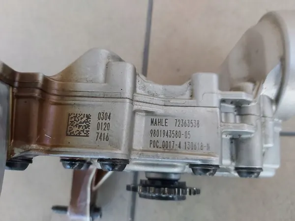 OLJEPUMP CITROEN PEUGEOT OPEL 1.2 THP 9801943580 image 4