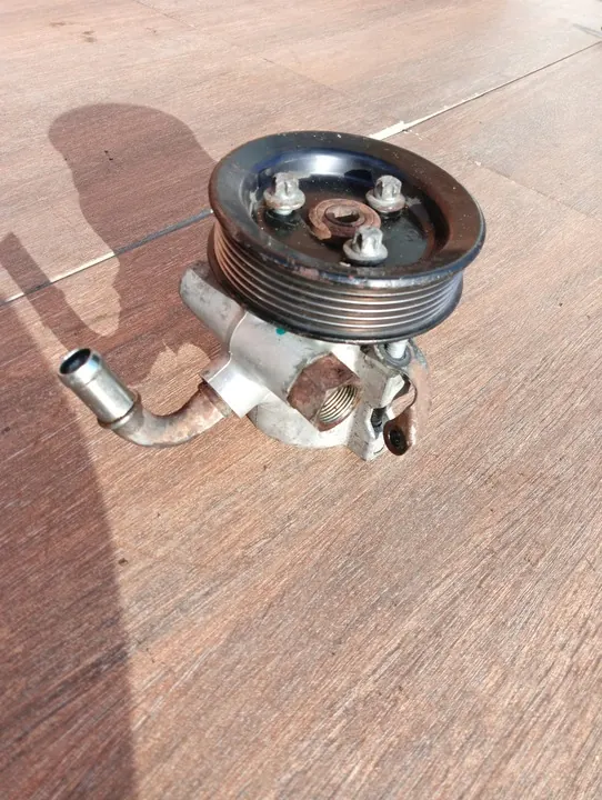 Bomba de direção assistida Jeep OE image 4