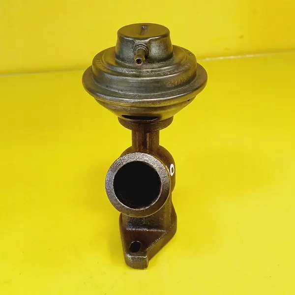 Válvula EGR Citroen Xsara Picasso 2.2 HDI 72284300 image 3