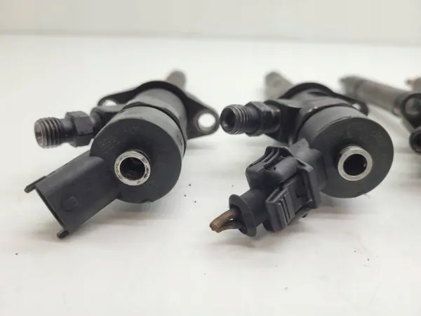 Inyector OEM 0445110239 para 1.6 HDI image 7
