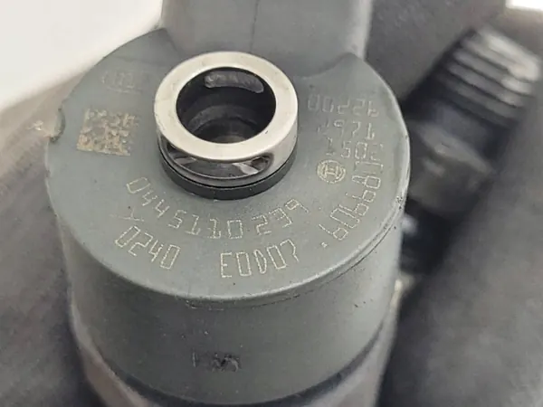 Inyector OEM 0445110239 para 1.6 HDI image 8