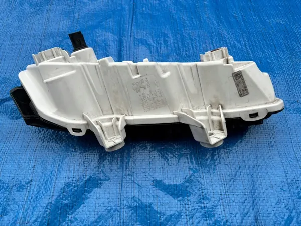 OEM 9824241280 LED Tagfahrlicht Rechts für Peugeot image 7