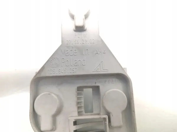 Douille d'ampoule arrière Skoda Octavia OEM 1Z9945257 image 7