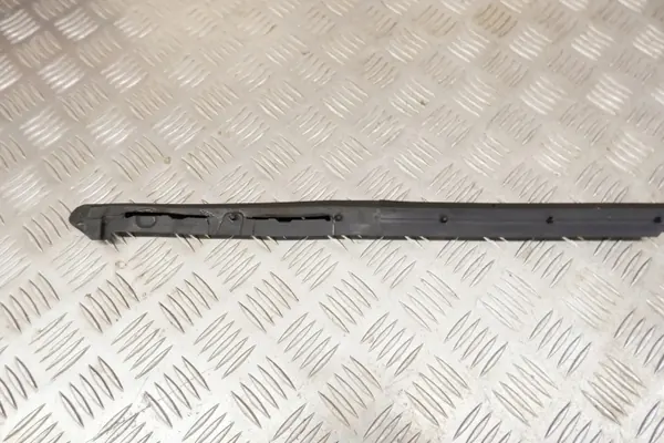 Konepellitiiviste OEM 5339502260 Toyota Corollalle image 6