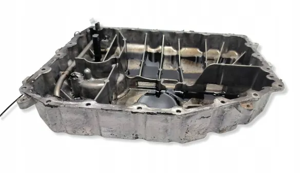 Gebruikte oliepan OEM 07Z103601AJ voor VW Phaeton 5.0 TDI V10 image 3