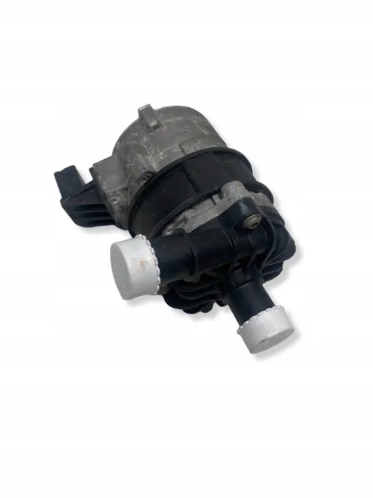 Audi Q8 apuvesipumppu OEM 4M0965567C image 2