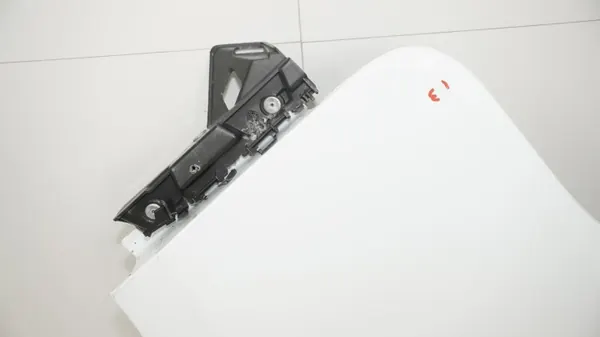 Para-lamas dianteiro esquerdo OEM 360193886 Opel Vivaro III image 4