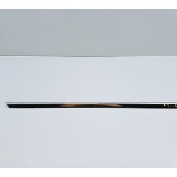 Garniture de fenêtre arrière droite Chrome BMW 5 E39 Kombi DRC87660 image 2