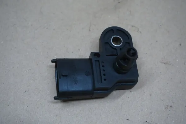 Capteur Pression Turbo Suzuki OEM G.VITARA II 1.9 DDIS image 4