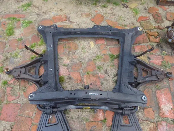 Kangoo I 98-02 Sous-châssis 1.9 D OEM image 3