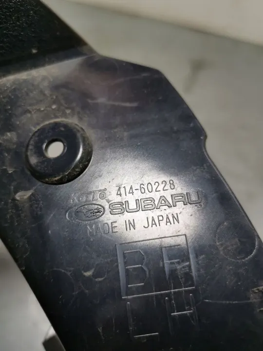 Subaru Outback takavalaisinrunko OEM FBZ14446 image 3