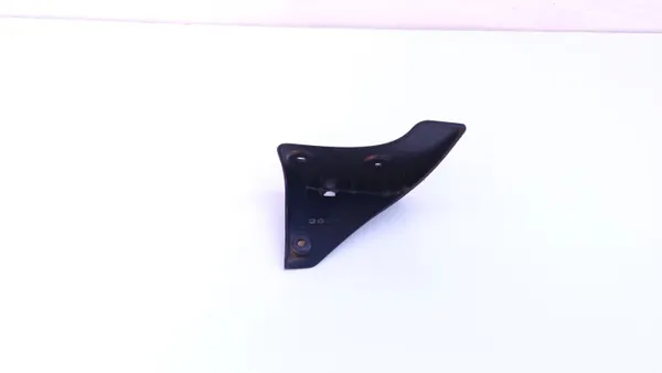 Tesla Model 3 2020 Etu Oikea Lokasuoja OEM 1518764-00-C image 4