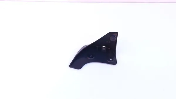 Tesla Model 3 2020 Etu Oikea Lokasuoja OEM 1518764-00-C image 5