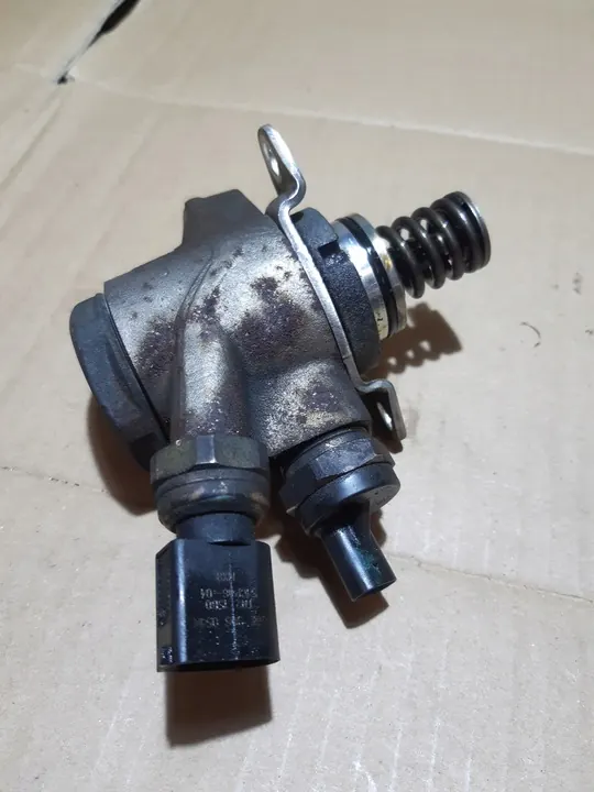 Kraftstoffpumpe AUDI Q5 3.2 FSI 06E906051K 06E127025N image 3