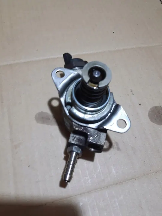 Kraftstoffpumpe AUDI Q5 3.2 FSI 06E906051K 06E127025N image 5