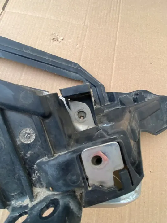BMW X5 G05 Buse d'échappement gauche OEM 8074189 8074187 image 4