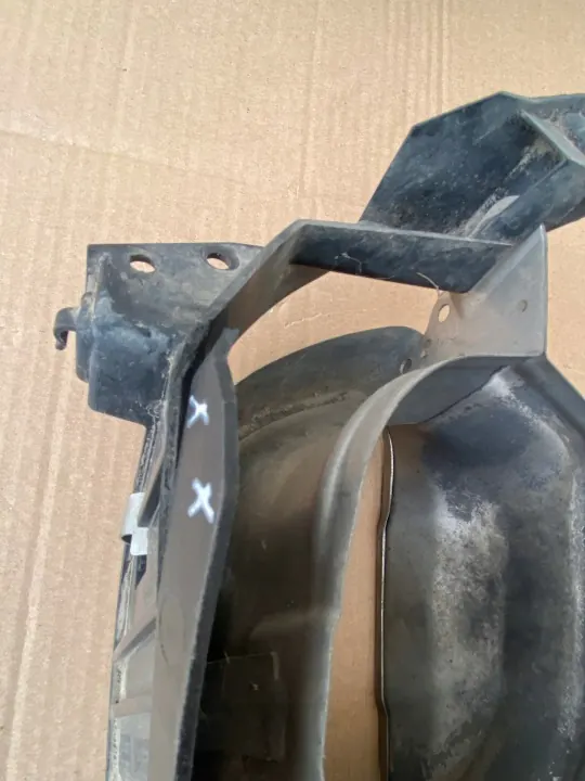 BMW X5 G05 Buse d'échappement gauche OEM 8074189 8074187 image 5