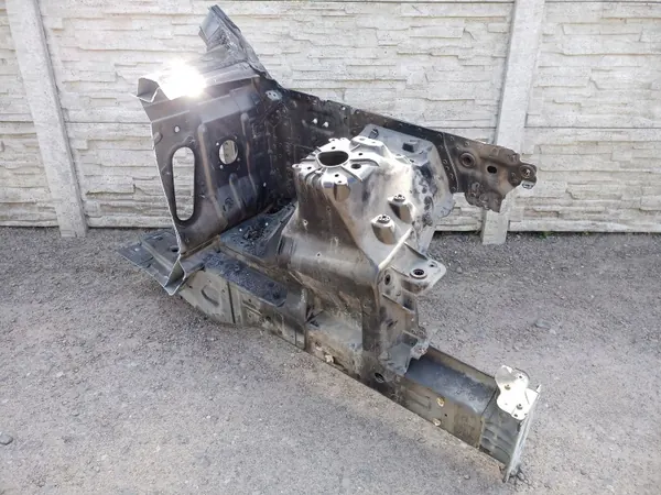 OEM 16291323377 Linke Vorderkotflügel Range Rover Vogue image 3