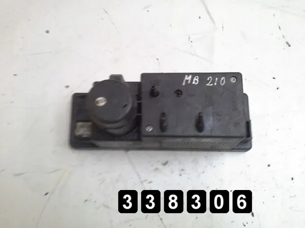 Bomba de cierre central Mercedes OEM AM-338306 W210 image 4