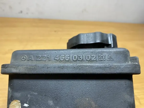 Réservoir de direction C3625 pour Mercedes-Benz S W221 image 3