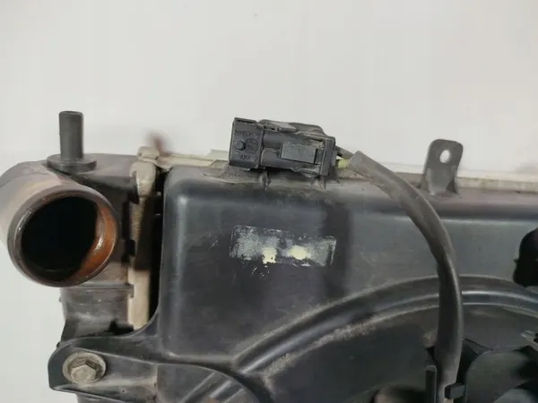 Radiador Frontal Saab 9-5 2009 OEM 5193388 image 3