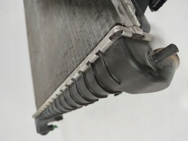 Radiador Frontal Saab 9-5 2009 OEM 5193388 image 8