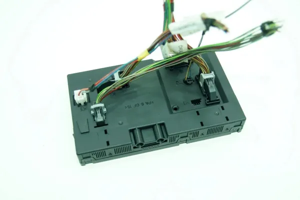 Mercedes SAM-module OEM A2219005804 - Gebruikt image 2