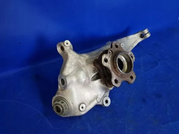 BMW 5 G30 G31 X-Drive etuakselinivel vasen OEM 6884385 image 3