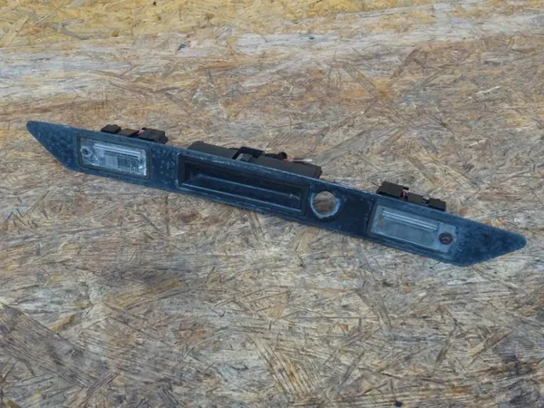 OEM 8E0807430B/A Tavaratilakannen valaisin Audi A4 B7 image 2