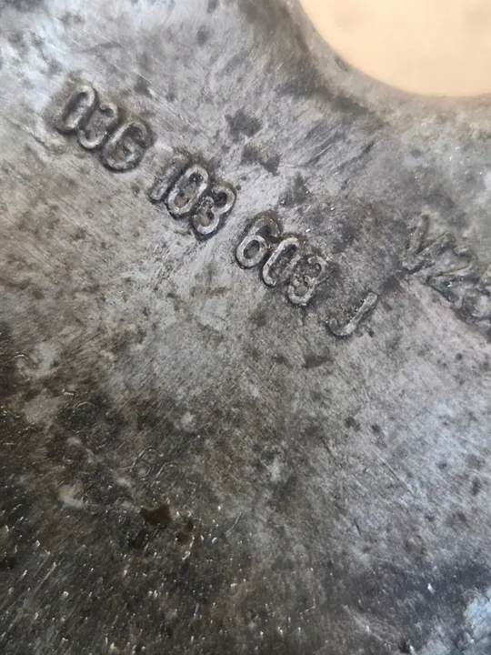 Audi A4 B7 oljepanna + sensor 2.0 TDI BRE 03g103603j image 4