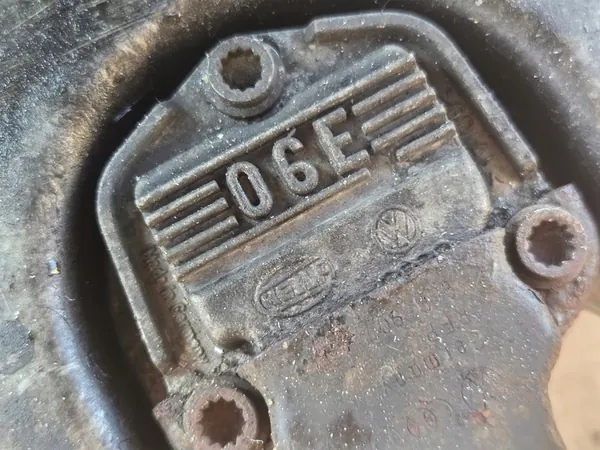 Audi A4 B7 oljepanna + sensor 2.0 TDI BRE 03g103603j image 5