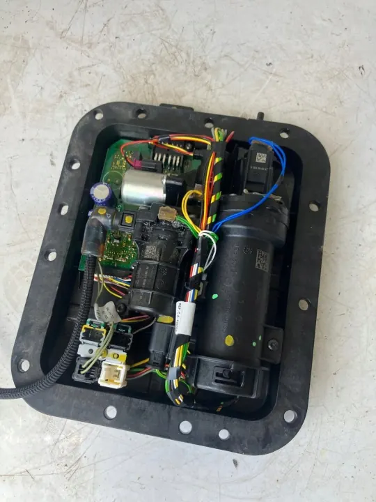 Bomba controlador AdBlue OEM 12678015/12678023 image 3