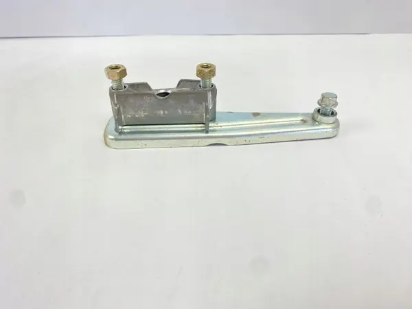 Fahrersitz Armlehnenhalterung OEM 1249730337 Mercedes W124 image 2