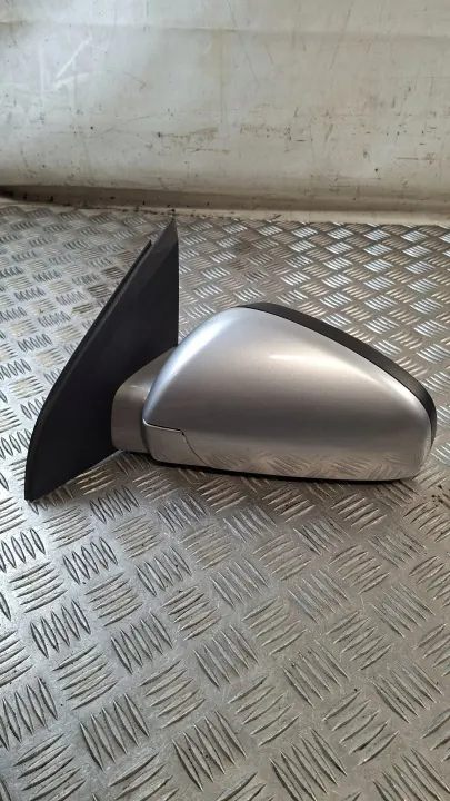 Opel OE LUSTERKOLEWESIGNUM vasen sivupeili Signum image 6