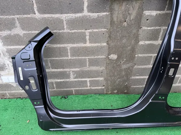 PEUGEOT 2008 II Pilar Frontal Esquerdo OEM image 3