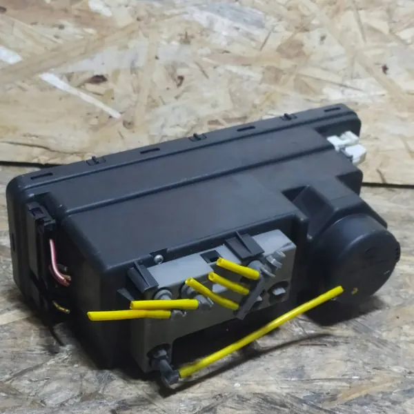 Keskitulppapumppu OEM 2088001148 Mercedes CLK image 3