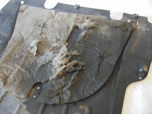 Motorplåt RENAULT CLIO IV 1.2 8200540585 image 5