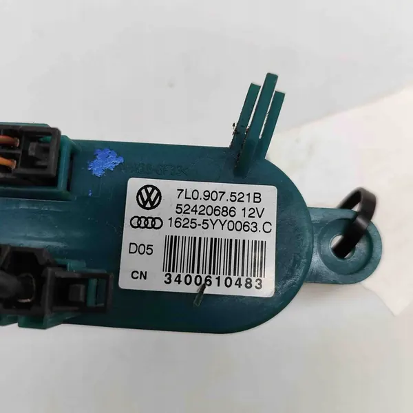 Verwarmingsweerstand Audi Q7 4.2L 2007 OEM 52420686 image 6